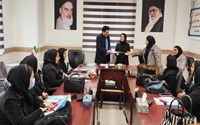 تجلیل از ماماهای شاغل در مرکز بهداشت به مناسبت ولادت حضرت فاطمه زهرا(س) و روز مادر