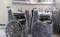 گامی ماندگار برای رفاه بیماران؛ اهدای ۸ دستگاه ویلچر به بیمارستان خاتم‌الانبیاء سلماس